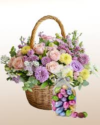 Envio y venta de flores ,rosas, plantas,arreglos florales ,regalos y desayunos a domicilio con delivery gratis en la Ciudad Autonoma de Buenos Aires y con costo de env�o en localidades del Gran Buenos Aires asi como delivery de flores y plantas a trav�s de florerias asociadas en todas las provincias de la Argentina, Buenos Aires, la Pampa, Tucuman, La Rioja, R�o Negro, Entre Rios, Corrientes, Misiones, Neuquen, Chubut, Tierra del Fuego, Santa Cruz, San Luis, Mendoza, Cordoba, Jujuy, Formosa, Santiago del Estero, Salta, Chaco, Catamarca ,San Juan, y ademas realizamos el delivery de flores ,coronas,palmas , plantas y regalos a todas las ciudades de Argentina, Mar del Plata, C�rdoba, Buenos Aires, con cargo en Santa Rosa, La Plata, Bella Vista, Neuquen, Pilar, Paran�, Posadas, Resistencia, Cipolleti y mas de 300 ciudades y localidades en todo el territorio de nuestro pa�s, asi como tambien tenemos la posibilidad de enviar flores a casi todo el mundo en cuestion de horas